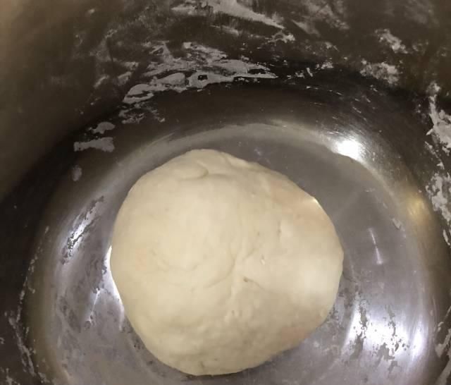 好吃|牛肉馅饼,和馅时里面多加一物,好吃还不腥