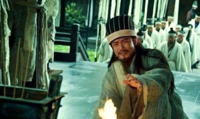 子取名为刘|此人死后,刘备大哭:诸葛亮害我!若他不死,北方定能成功