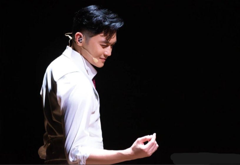 袁詠儀|《披荊斬棘的哥哥》：在這個舞臺上最多的，是“別人的老公”