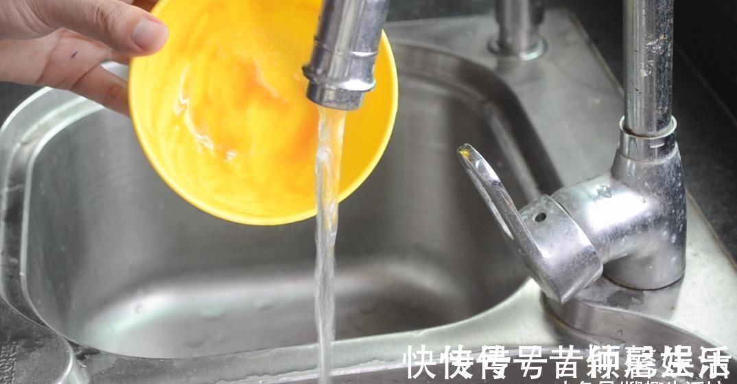 快递箱|快递箱里的气泡垫别扔了, 没想到还有这么多妙用, 看完赶紧去试试