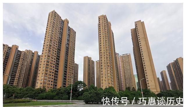 地铁|哪些房子升值空间比较大?李嘉诚说出建议,这三个地段可以参考