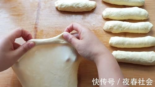 免揉面包懒人做法，不用揉面，不揉手套膜，出炉柔软又拉丝，真香