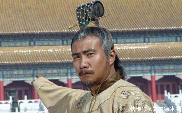 朱元璋|朱元璋写出绝世佳对,大臣冲上去一脚踢翻,结果直接升官大赏