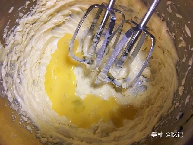 蛋糕样子可爱,口感松弛,蜜豆蛋糕营养丰富