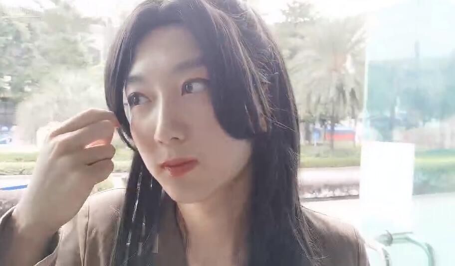 王者|王者荣耀最美女装大佬！酷酷的鑫又穿上JK短裙，而且还上街逛商场