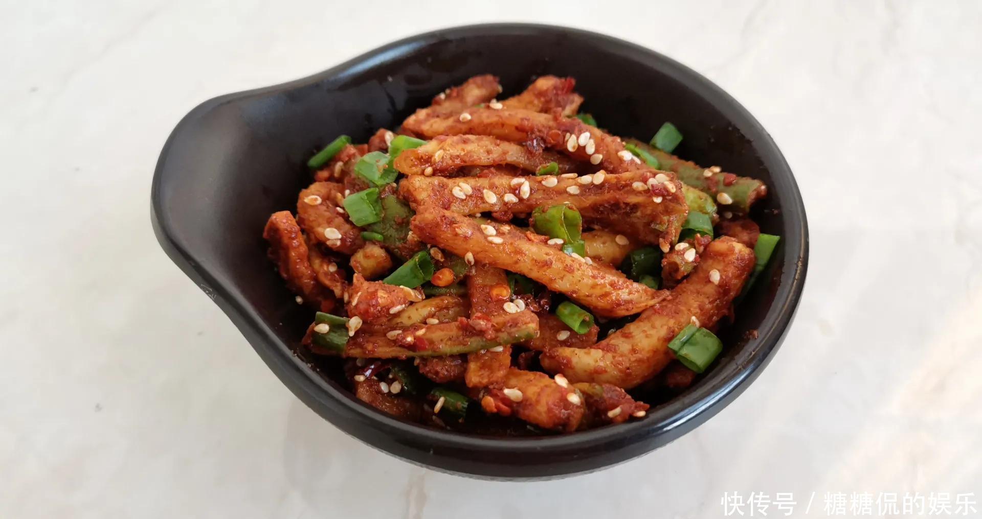 好吃|冬天农村家家必备的传统腌萝卜干,好吃开胃下饭,就爱一口