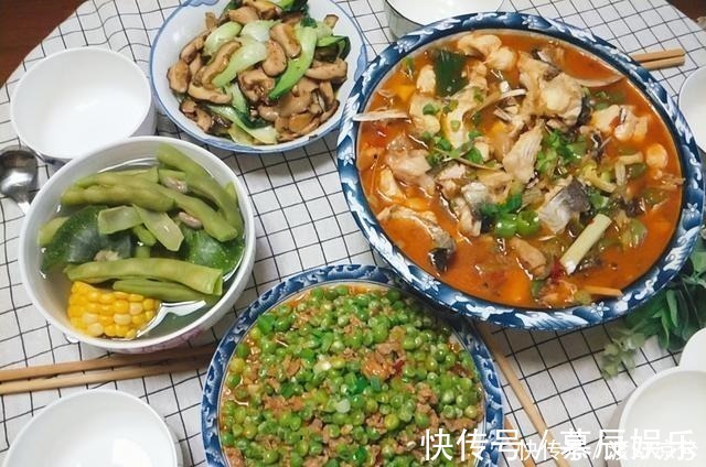 晚餐|我家晚餐，3菜1汤，家人都喜欢，网友却说最后一个怎么吃