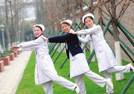 女护士|女护士面对病人”私处“却不脸红,是习惯了吗,过来人给你讲解