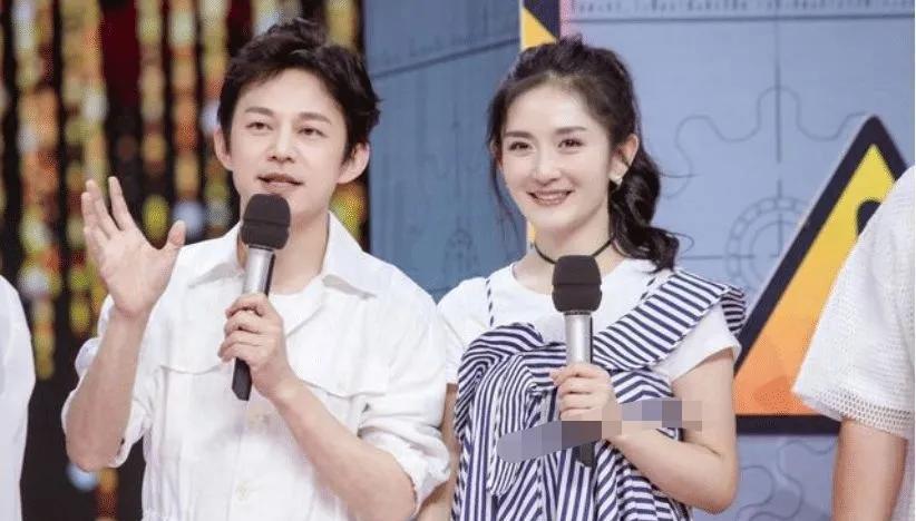 《快乐大本营》停播，何炅谢娜告别，争议不断，想说快乐不容易