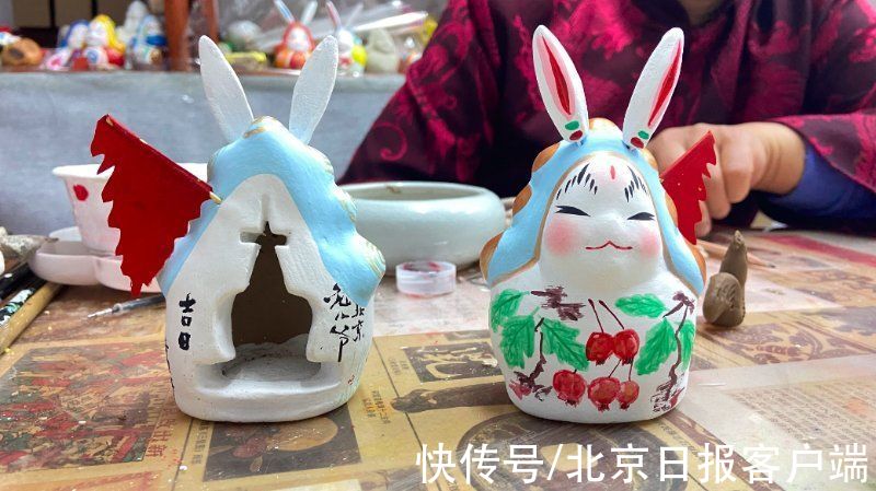 没心没肺|“空心”兔儿爷第一次装上了中草药包，跨界文创又出新