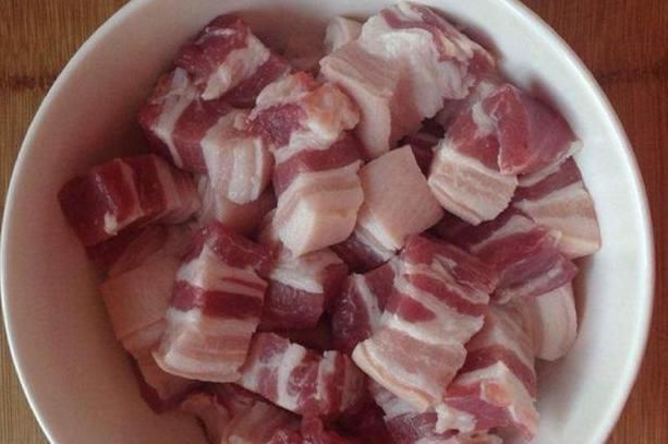 饮食习惯|肝病高发期来了?平时少吃3种肉,减轻肝脏负担,赶跑肝病!