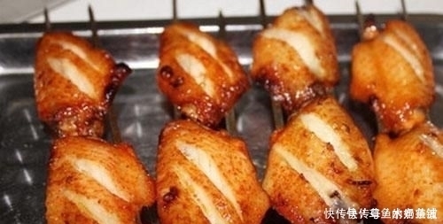 和异性吃|与异性吃烧烤,千万别点这4道菜,吃着是很香,但却很尴尬