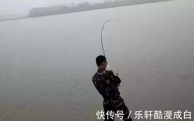 三九天外出钓鱼，怎样才能鱼获满满主要还是看时机