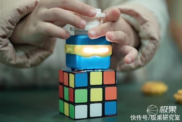 朋友|阿尔法蛋干货分享:孩子的玩伴和老师，“涂涂画画”就能学编程