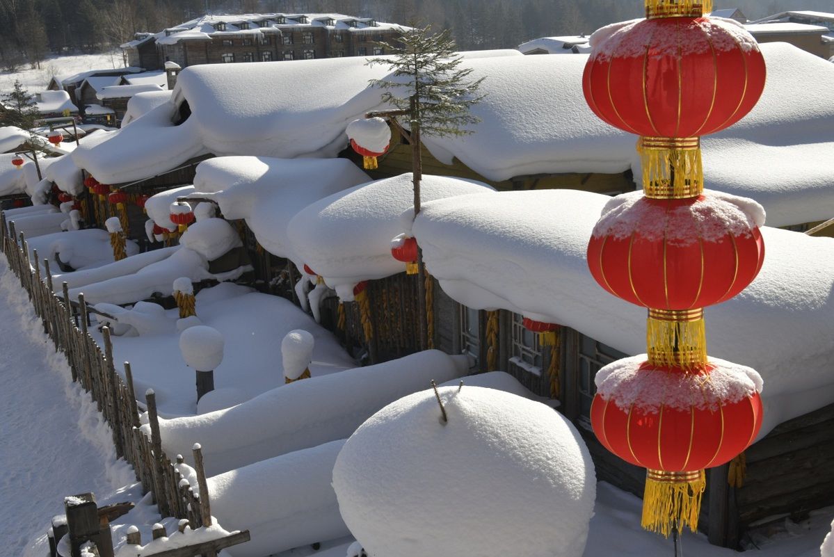 中国|29日中国雪乡景区恢复开放 日检万例核酸移动方舱落户雪乡