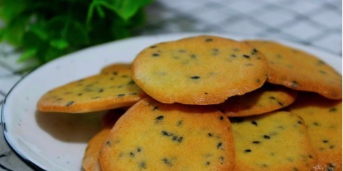 搅拌均匀|孩子吃的饼干不用买,手把手教你在家做,面粉鸡蛋搅一搅就搞定