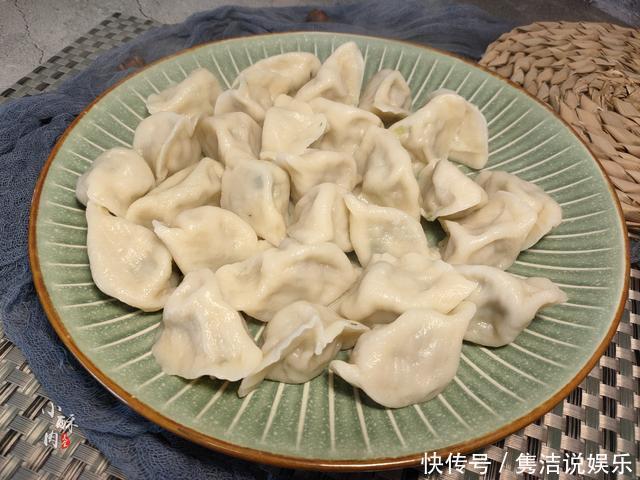饺子想要好吃,调馅是关键,饺子店老板教你调馅技巧,鲜嫩多汁