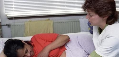 心理健康|从孩子出生就不给喂母乳？简直太无知，母乳喂养的好处不止是省钱