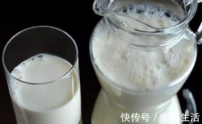 专家|什么时候喝牛奶最好?专家给出最佳答案,3个时间点不可错过