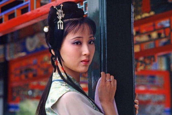 探春|秦可卿死后,贾宝玉遇到一对神秘姐弟,是啥身份?可保黛玉平安?