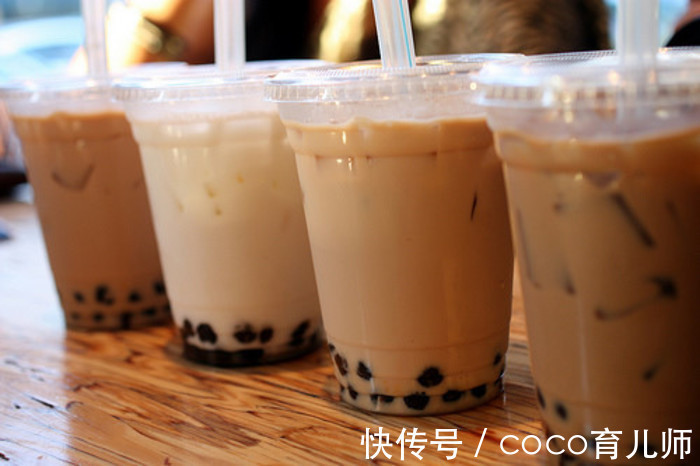 家长|拗不住孩子每天1杯奶茶,9岁男孩两年没长个,家长无知害了娃