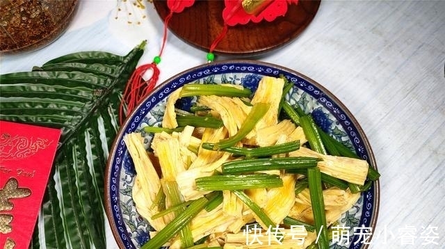 年夜饭|晒晒我家的年夜饭,4小时做12道菜,上桌后怀疑自己是“饲养员”