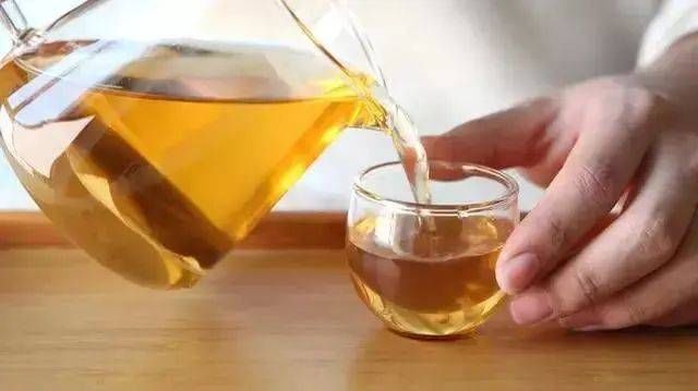  癌变|46父女双双查出肠癌，医生坦言：这“玩意”吃多了，肠道易癌变！