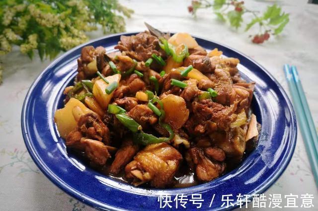 鸡腿|入秋后,家人就爱吃这肉,比猪牛羊蛋白高,简单焖一锅,真解馋!