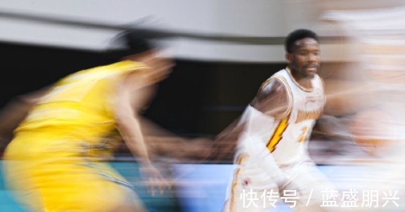 助攻榜|第一階段助攻榜TOP20黎伊揚(yáng)力壓郭艾倫，一國家隊(duì)后衛(wèi)竟未入圍！