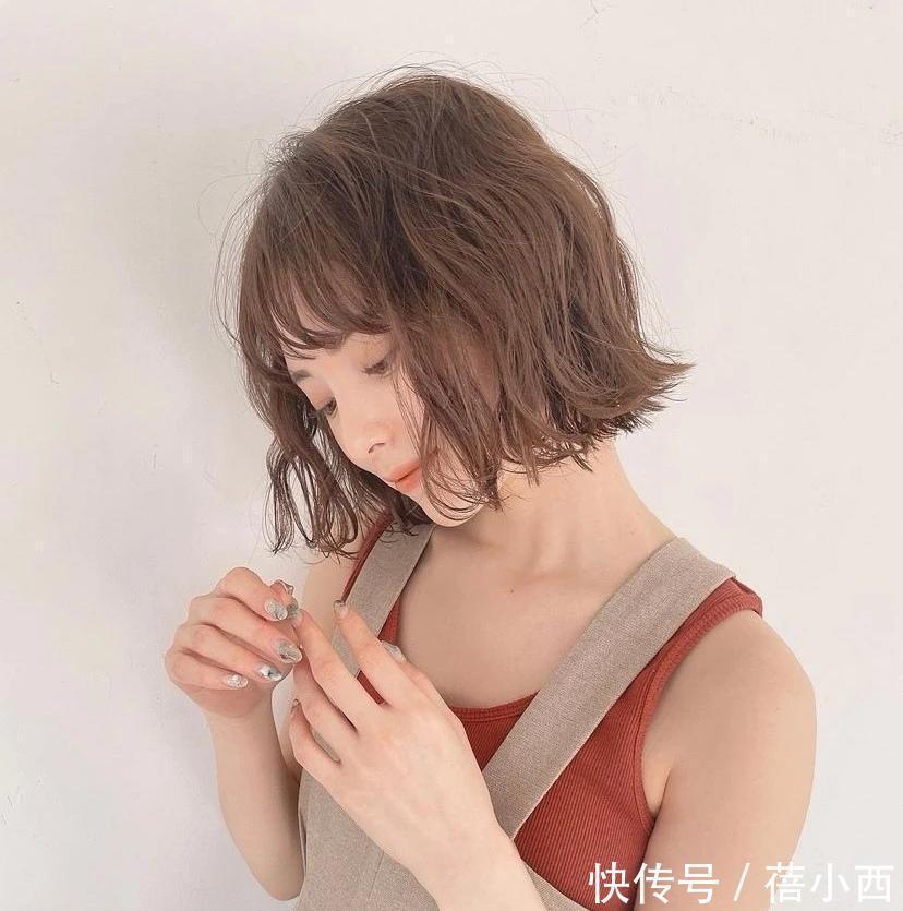 美女 有了这6款发型,想不出众都难,御姐范,辣妹风,温柔感随你挑!