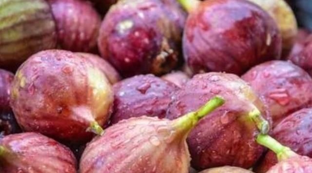 水果|湿气重的人要注意,4种水果坚持吃,尤其第2种,还能赶跑大肚腩