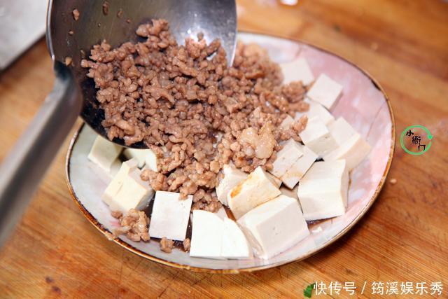 适量|豆腐这样做太好吃,味道鲜香超下饭,一盘吃完不过瘾!