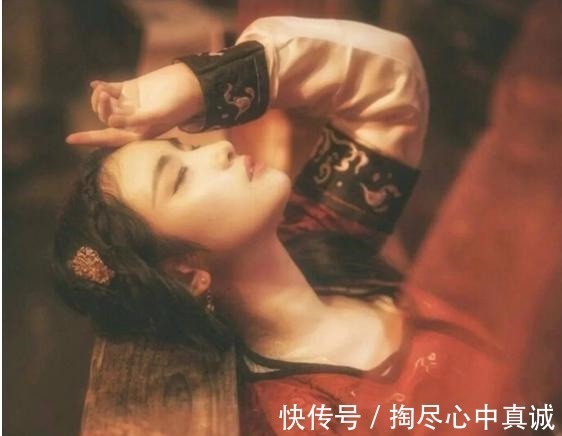 燕白#《丞相夫人要转正》,“我跟我的马车一样,只让夫人一人上。”!