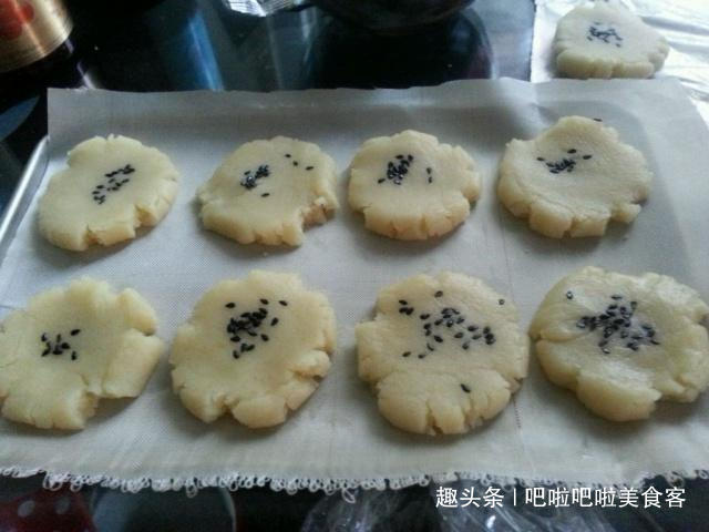 桃酥不要再去买，自己在家也能做，不揉面不发面，做法简单又好吃