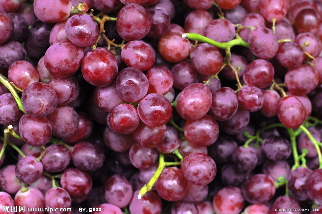 葡萄|医生说常吃葡萄好处多，但吃完1个小时内，切记别碰一类食物！