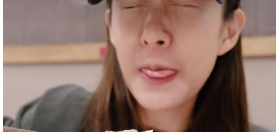 张子萱|陈赫火锅店陷风波,老婆打卡火锅店做宣传,37岁张子萱神态似少女!