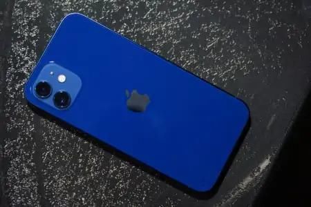 iPhone|纠结，同样5999元iPhone 12系列，选大容量还是大屏幕？