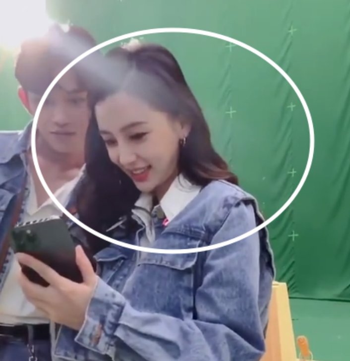 《跑男9》刚官宣不久，杨颖就现身直播间，谁知生图状态成为亮点