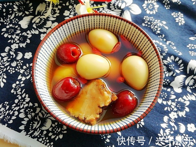 桑葚|常熬夜的女人,可常吃3物,让你气血足、皮肤好,还养肝补脾