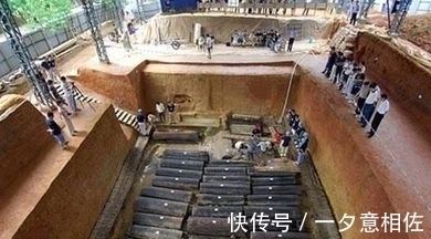 盗墓贼#古墓发现72具赤身少女,专家探寻墓主人身份,墓中现象反常