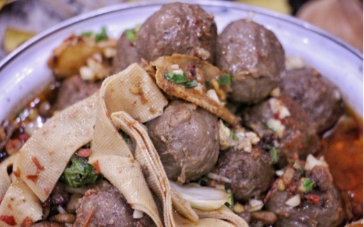  一个人吃饭的时候，我经常煮这样的菜，食材一锅煮，简单又美味