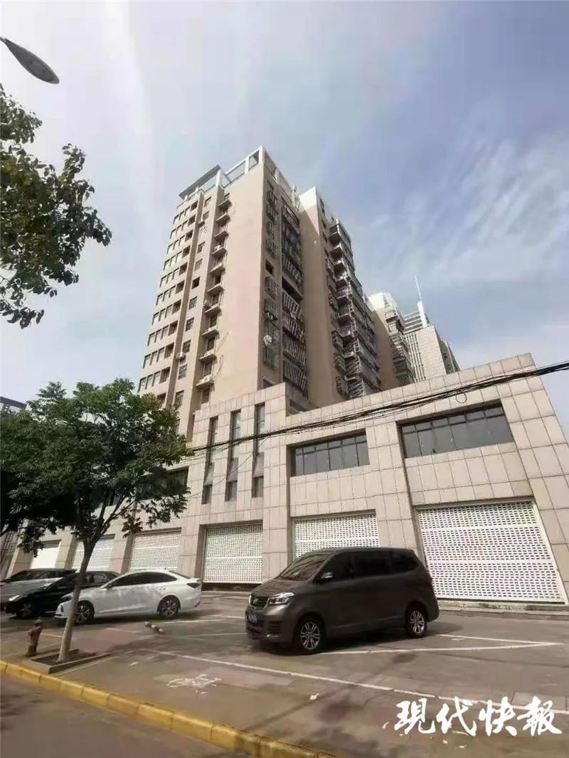 扬中市人民法院|开发商“破产清算”遭质疑!投资人:我的两千多万谁来还?