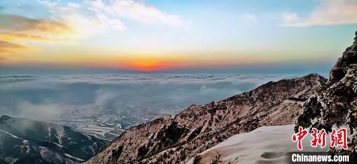 美景|春雪后的六盘山 美若山水画卷