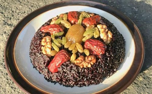 這米飯我家隔三差五吃一頓，補氣養血養顏護膚，老婆越來越好看了