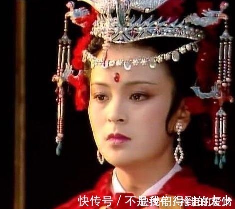 贾探春#抄检大观园,最有问题的是黛玉的潇湘馆绣春囊与林妹妹有关