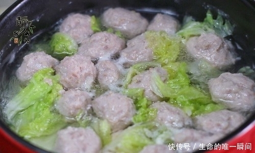 夏天多喝汤,此汤好喝也好做,10块钱就能煮1锅,特别鲜美