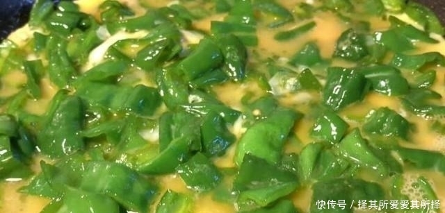 辣椒炒鸡蛋很多人都做错了,教你正确做法,鲜香滑嫩,开胃又下饭
