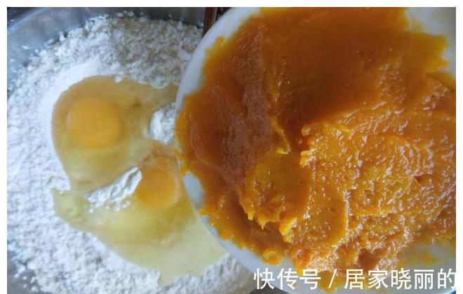 南瓜泥|无油无水健康南瓜饼,做法简单口感也不硬,家里老人点名要吃