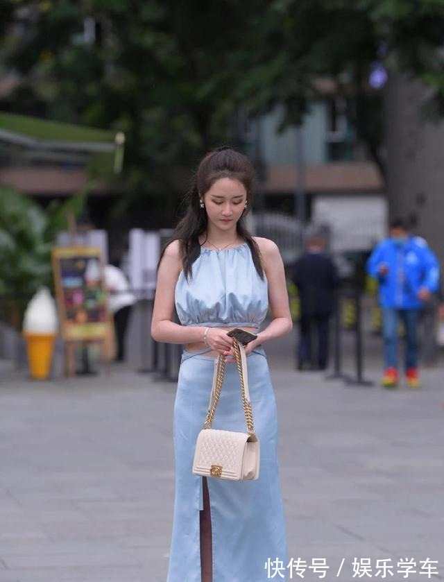 搭配 不够美丽，衣品不凑，这套“吊带+裙装”搭配，让您美不胜收！