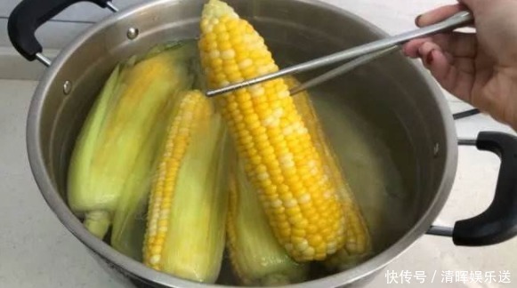 玉米|煮完玉米的水,一滴也别浪费,还能解决众多男女的问题